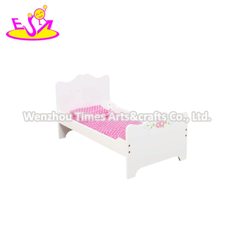 Customize Miniature White Wooden Doll Furniture Bed for Children W06b133