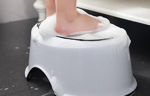 Kids Plastic Anti-Slip Step Stool Bathroom Toilet Cartoonstep Stool Baby Foot Step Stool